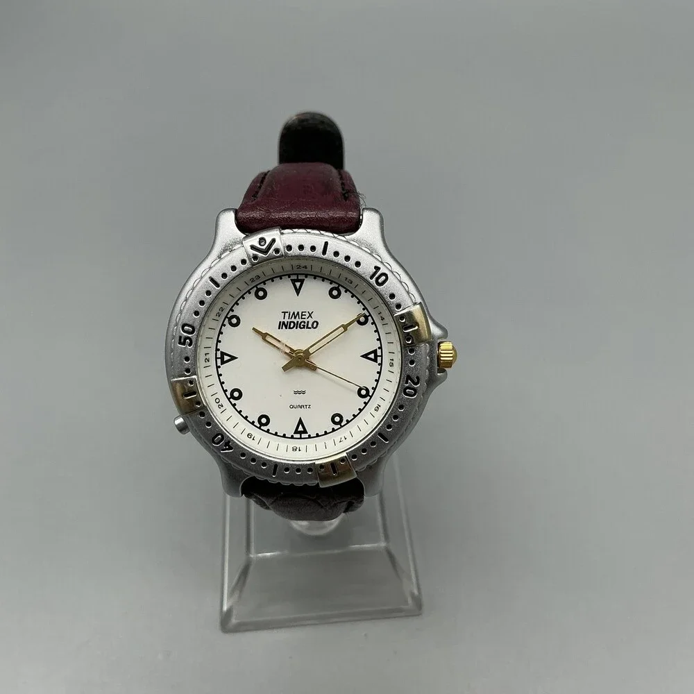 Vintage Timex Indiglo Womens Watch 35mm Silver Tone Rotating Bezel New Battery